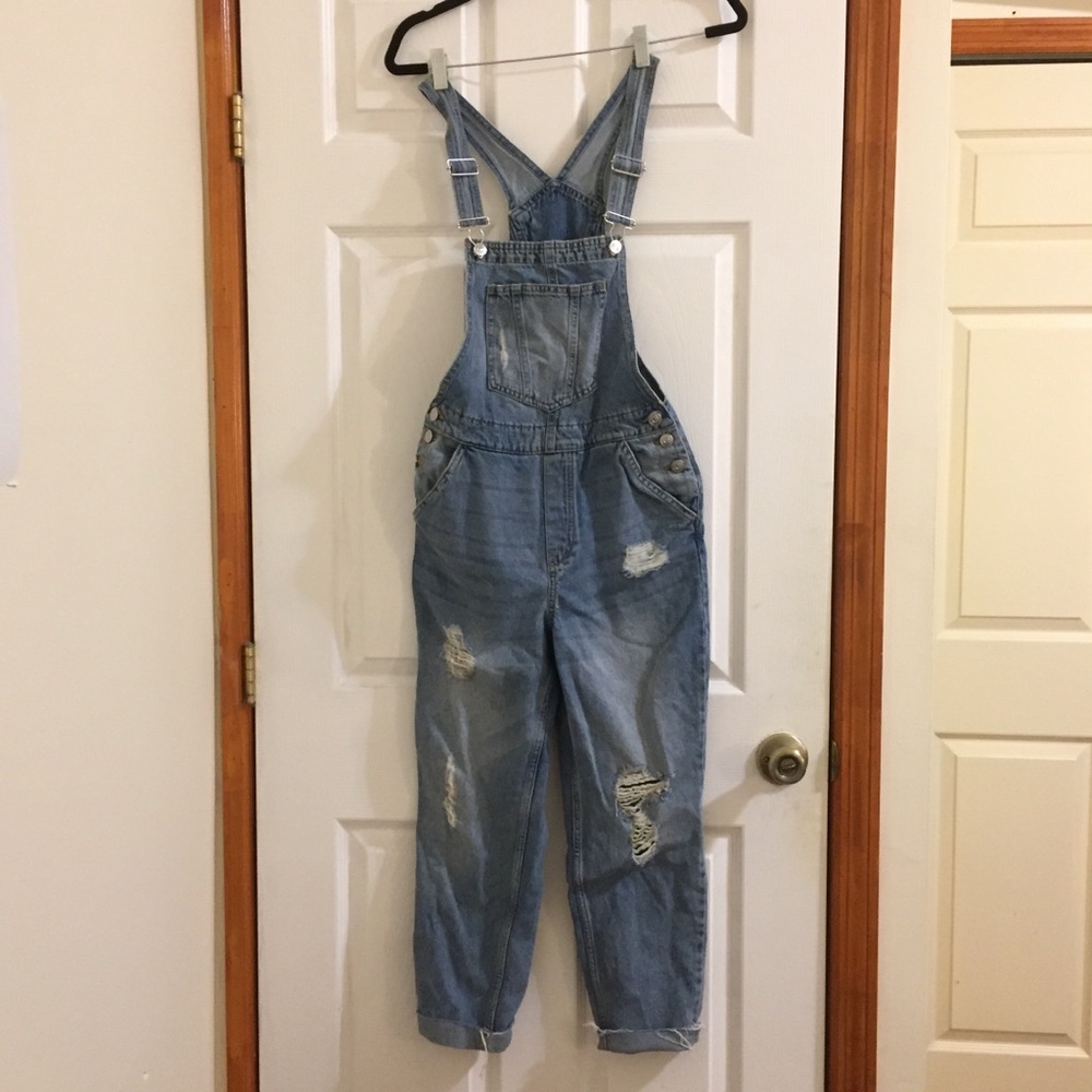 Denim overalls - distressed